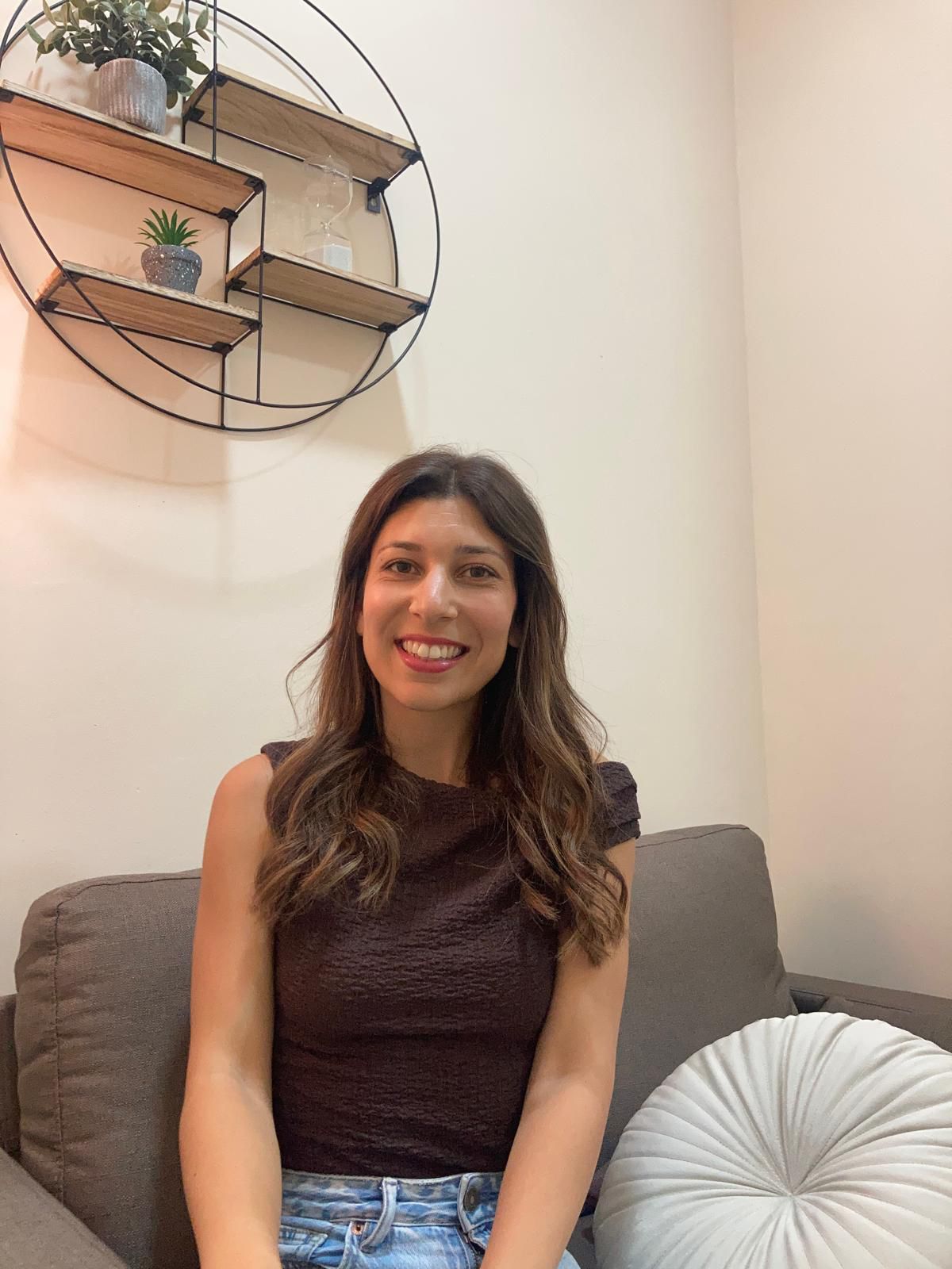 Equipo · Sanar y Crecer. Psicología · Psicóloga Abigail García, graduada en Psicología por la Universidad Complutense de Madrid, cursando el itinerario específico de Psicología Clínica.
